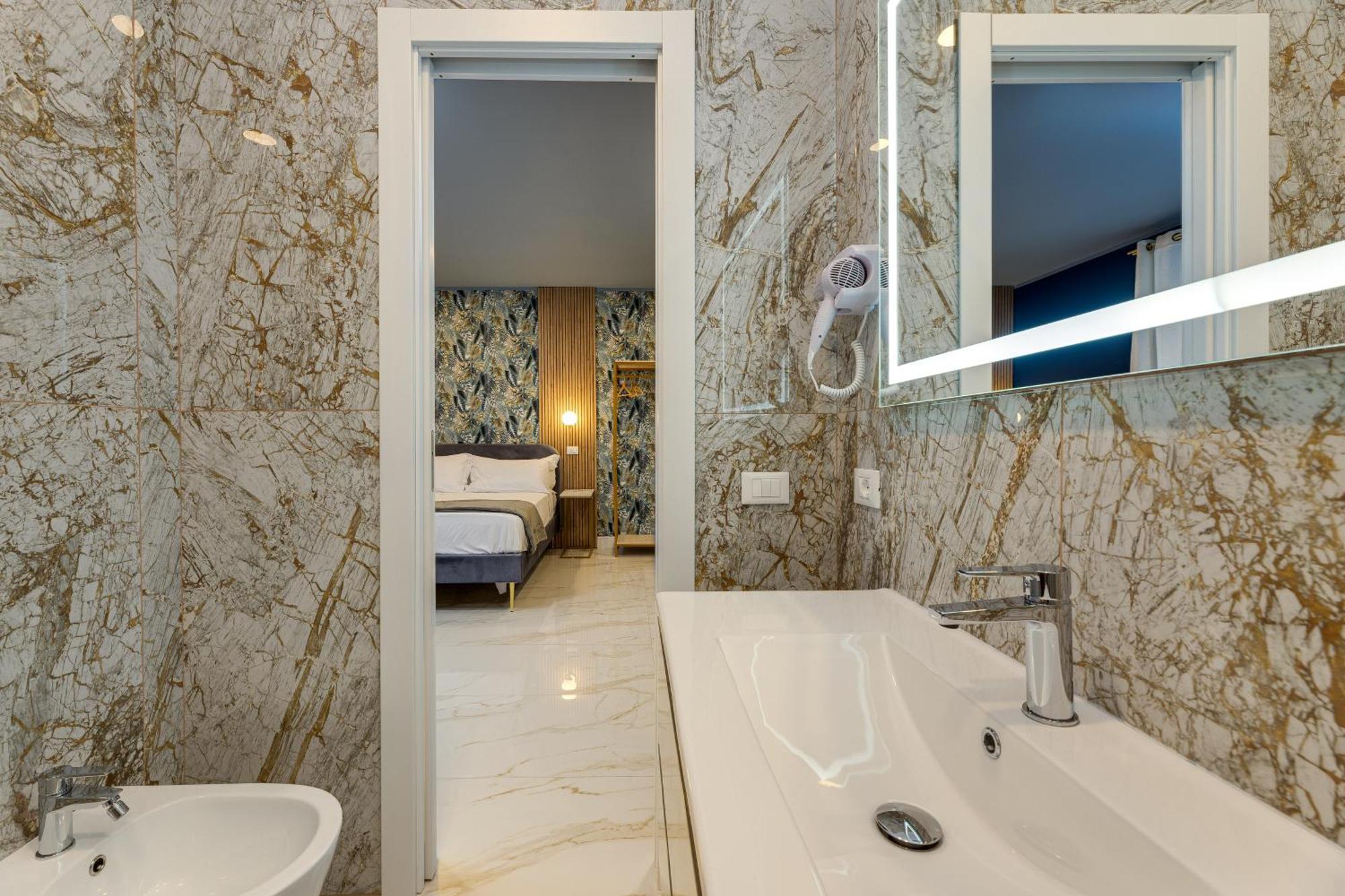 Naif Suites โรม ภายนอก รูปภาพ